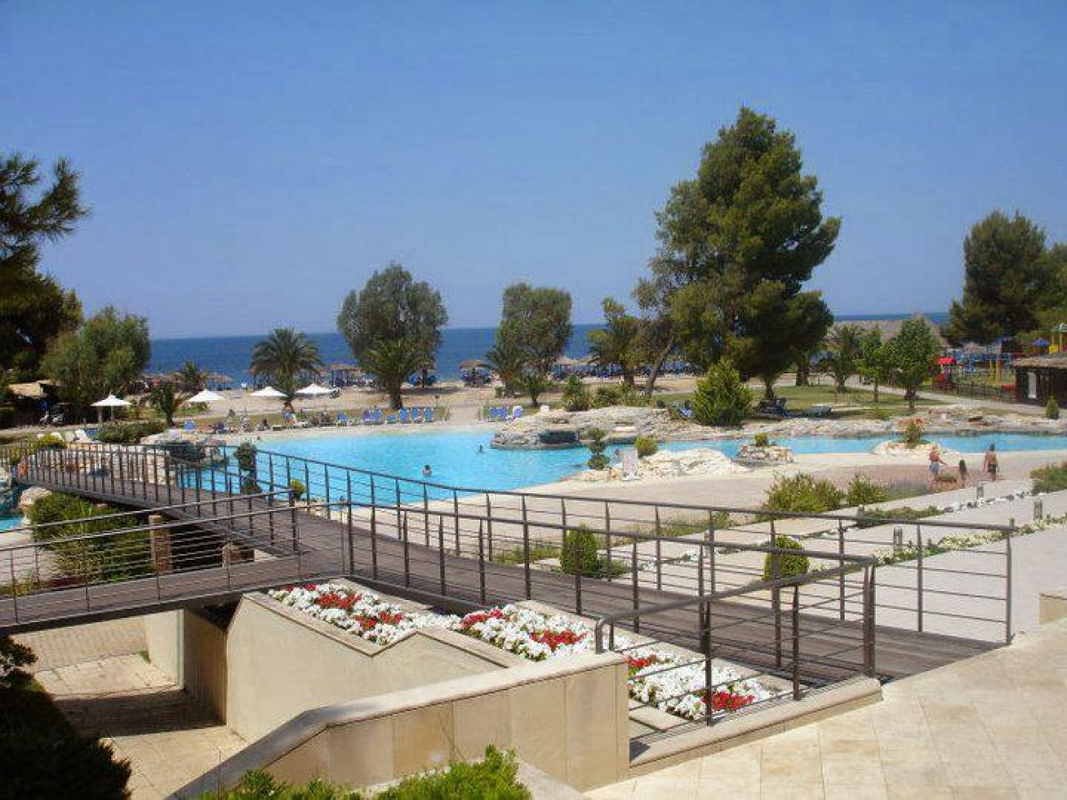 imagini hotel SITHONIA PORTO CARRAS